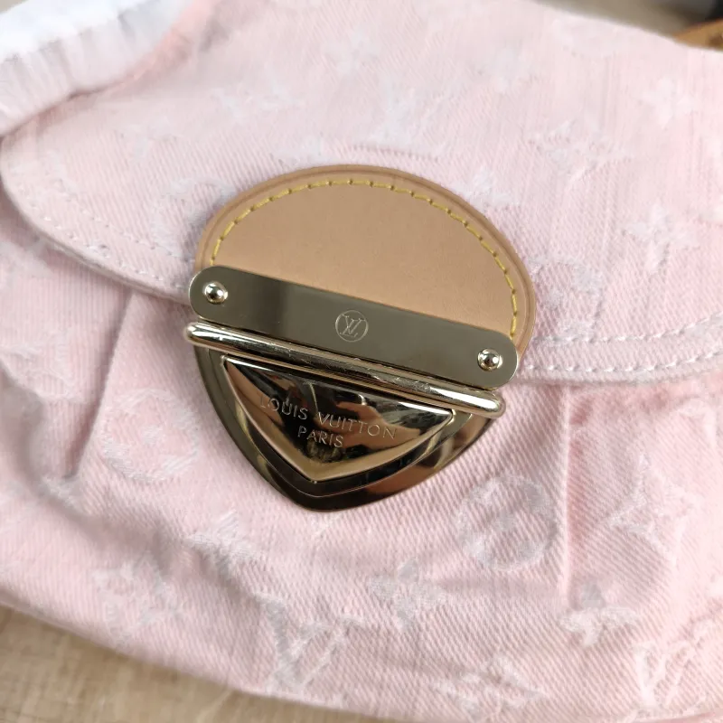 Louis Vuitton Shoulder Bag Sunset Pink One Size 27 × 3 × 18 cm — detail view 12 of 13