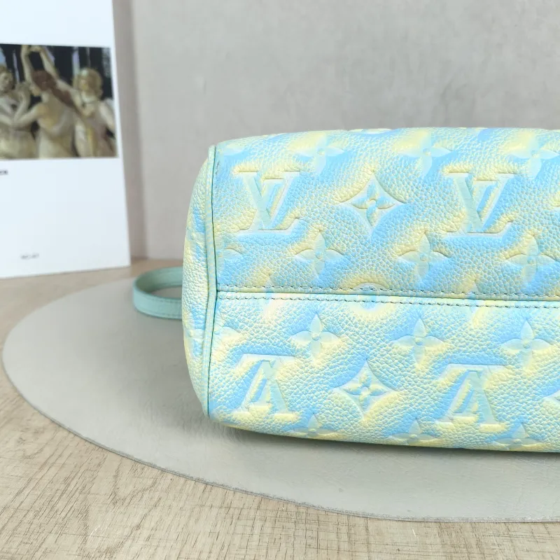 Louis Vuitton Crossbody Bag Speedy20 Calfskin One Size 20.5 × 12 × 13.5 cm — detail view 4 of 11