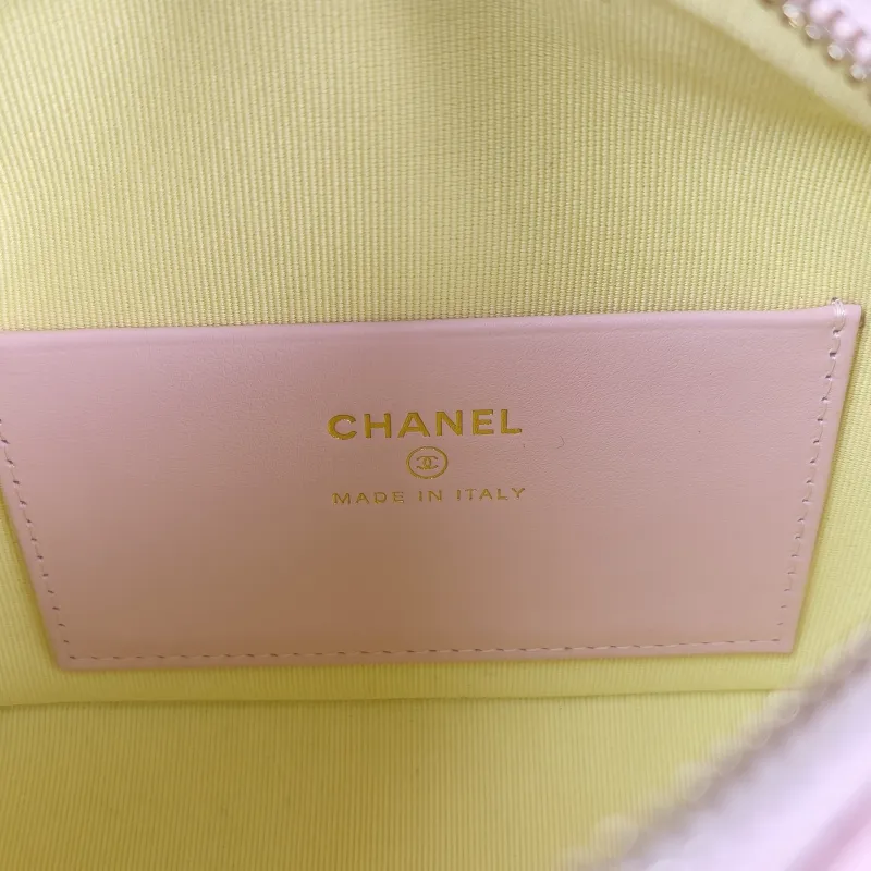 Chanel Crossbody Bag Gold-Tone Hardware Pink Grained Calfskin One Size21.5 × 7.5 × 19 cm — detail view 8 of 13