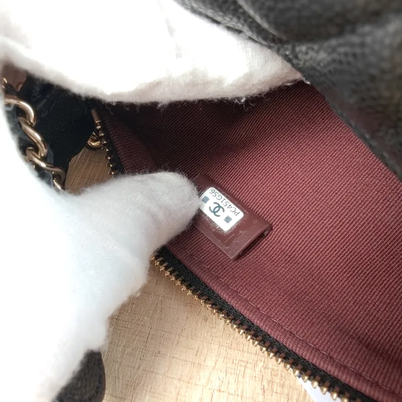 Chanel Crossbody Bag25c Vanity Case Bag Black Grained Calfskin15.5 × 6 × 12 cm — detail view 16 of 16