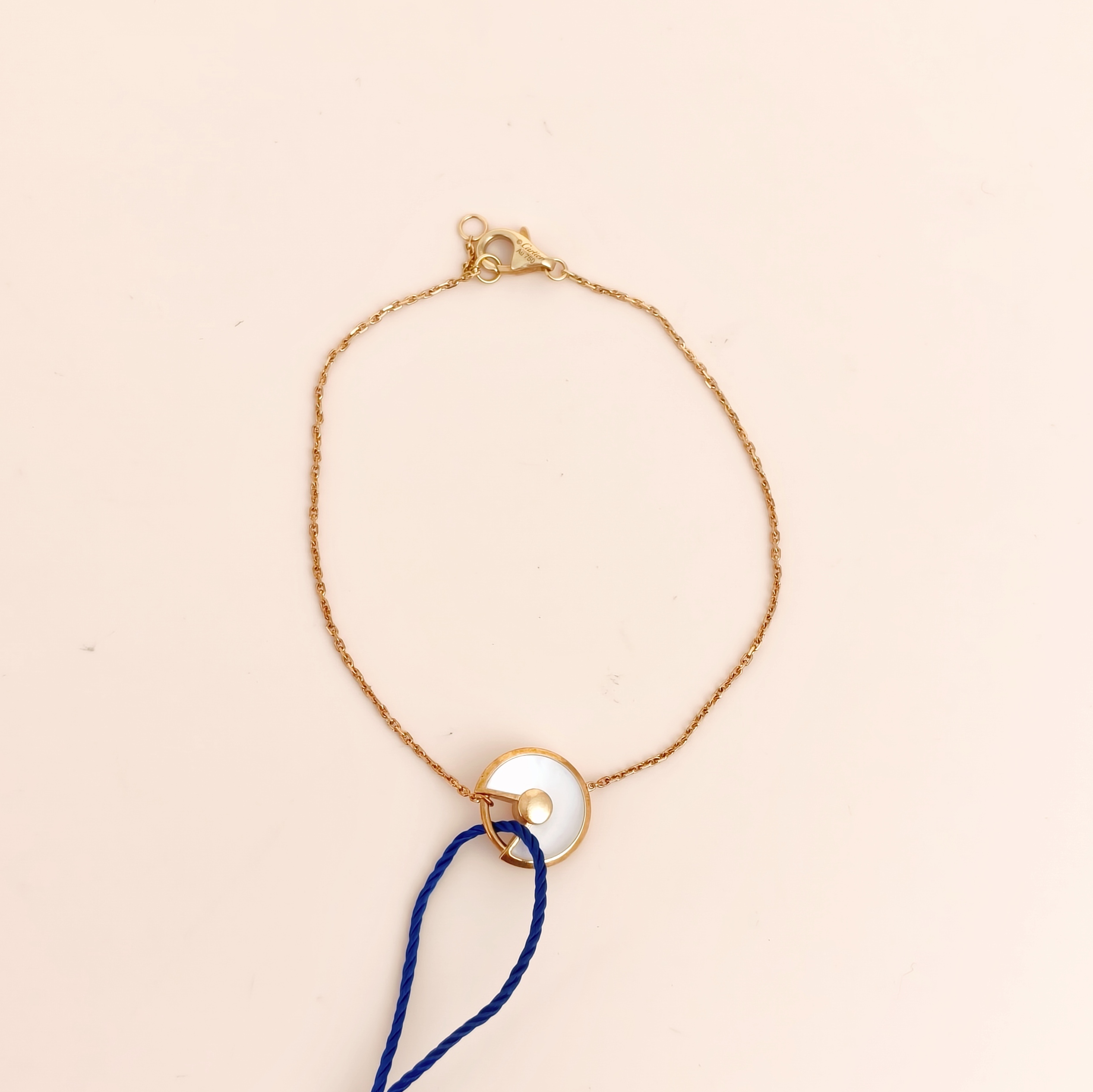 CARTIER Bracelet Amulette de Bracelet White Mother-of-Pearl18KY ellow Gold Diamond One Size18cm