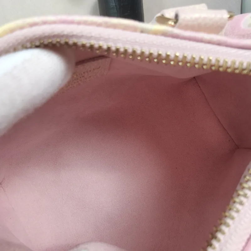 Louis Vuitton Crossbody Bag Speedy Nano Collection · Empreinte Embossed Calfskin Monogramnano16 × 7.5 × 10 cm — detail view 4 of 10