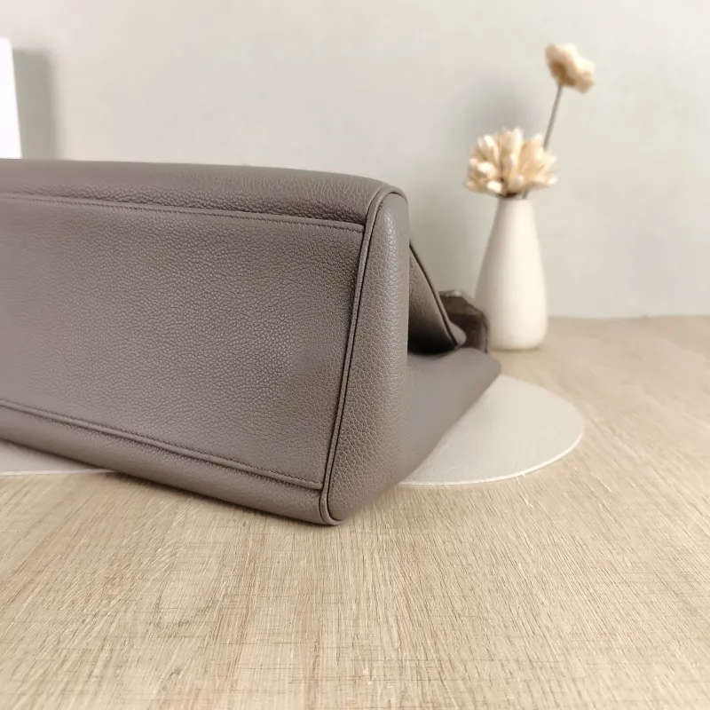 CELINE Shoulder Bag Soft 16Shoulder Bag Grey Calfskin Medium 32 × 15 × 24 cm — detail view 2 of 13
