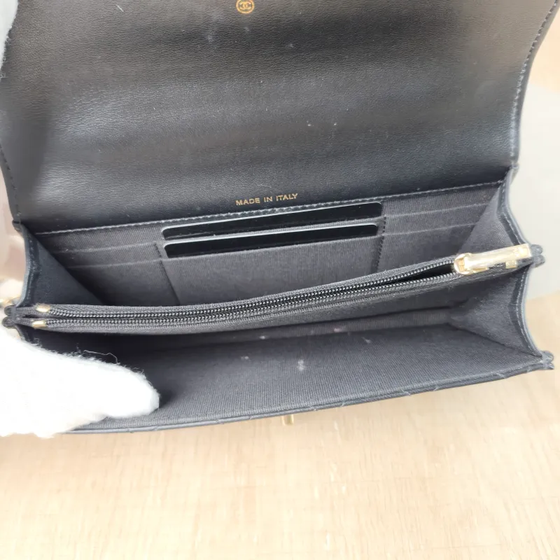 Chanel Crossbody Bag woc Black Lambskin One Size 19 × 6.5 × 10.5 cm — detail view 6 of 10