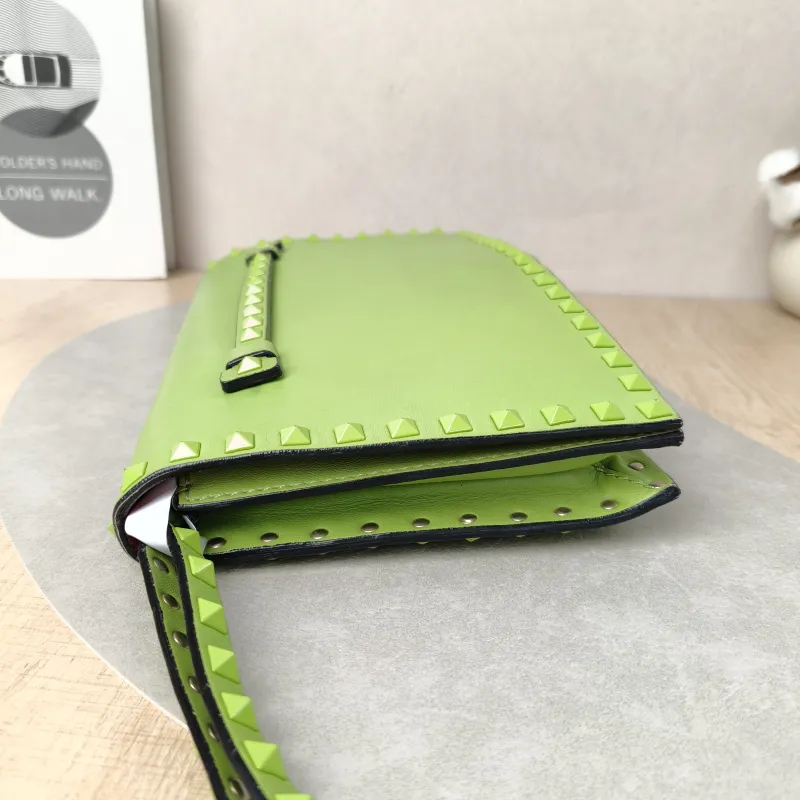 Valentino Clutch Clutch Colorblock Calfskin One Size28 × 2 × 17 cm — detail view 8 of 16