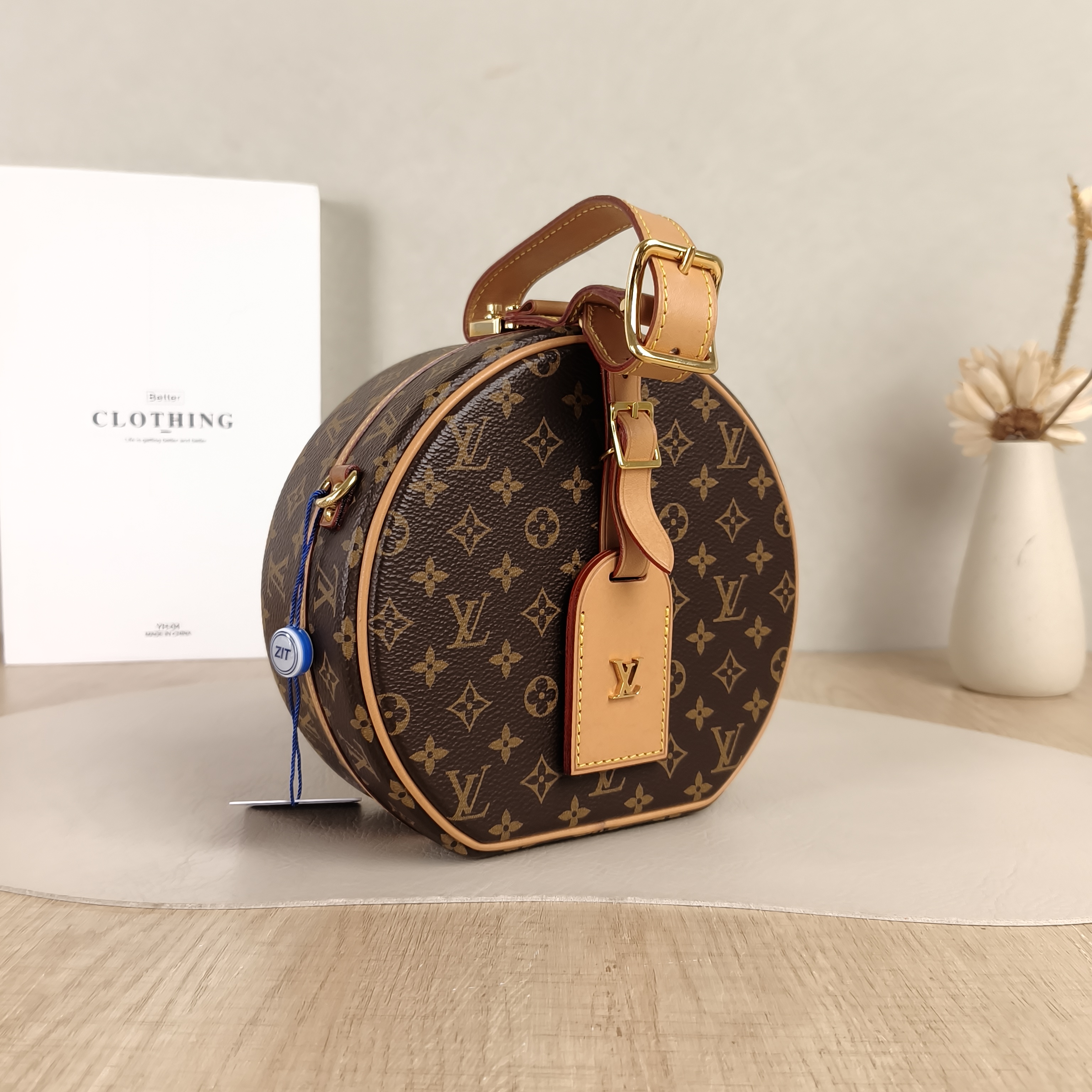 Louis Vuitton Crossbody Bag PETITE BOITE CHAPEAU Monogram PVC One Size17.5 × 7.5 × 16.5 cm — cover view 3 of 4