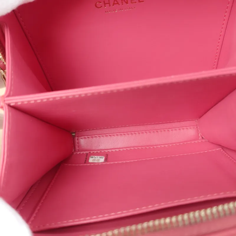 Chanel Crossbody Bag CC Filigree Vanity Cosmetic Bag Pink Grained Calfskin Small 17 × 7 × 13 cm 29 — detail view 15 of 15