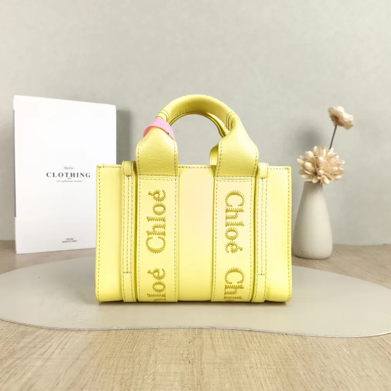 Chloé Top Handle Bag woody Collectiontote Yellow Calfskin One Size 20 × 7 × 14 cm