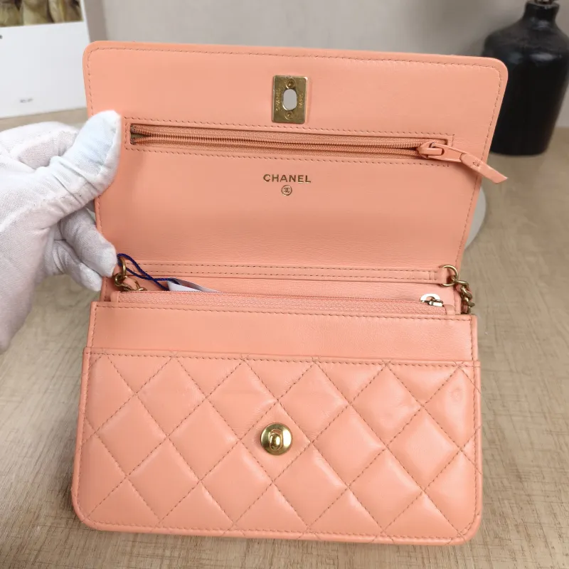 Chanel Crossbody Bag Classic Flap WOC CF WOCWOC Bag Edition Lambskinmini19.2 × 3.5 × 12.3 cm — detail view 9 of 13