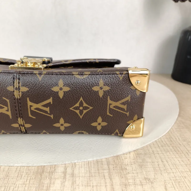 Louis Vuitton Shoulder Bag Trunkie Box Chain Bag Monogram PVC Large 27 × 8 × 16 cm — detail view 3 of 14