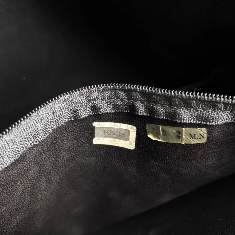 Chanel Shoulder Bag tote Black Calfskin One Size 31 × 6 × 25 cm 0 — detail view 10 of 13