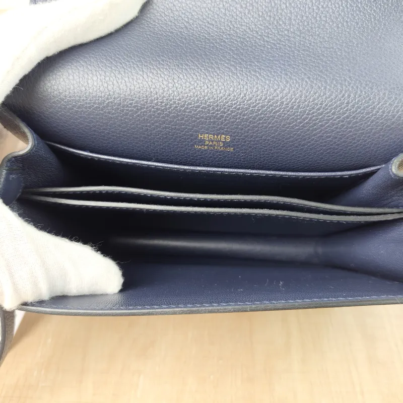 Hermès Crossbody Bag Roulis 19 Evercolor Calfskinmini18 × 6 × 15 cm — detail view 3 of 13