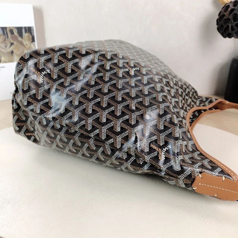 GOYARD Shoulder Bag Boheme Hobo​ Brown ine Canvas Small 43 × 14 × 27 cm — detail view 7 of 12