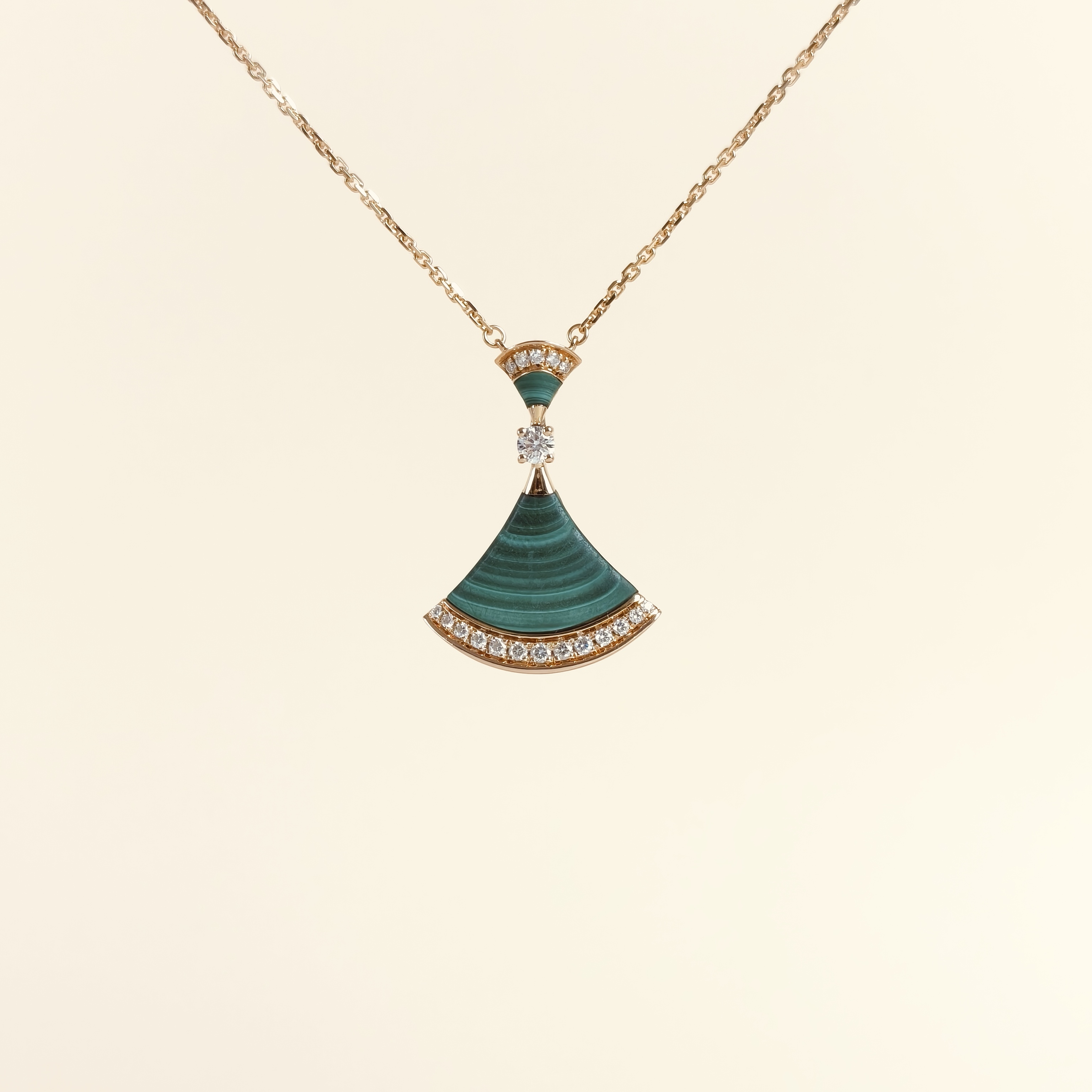 Bvlgari Necklace DIVAS’ DREAM Collection Malachite Pavé Diamond Malachite Diamond18KR ose Gold Large43cm