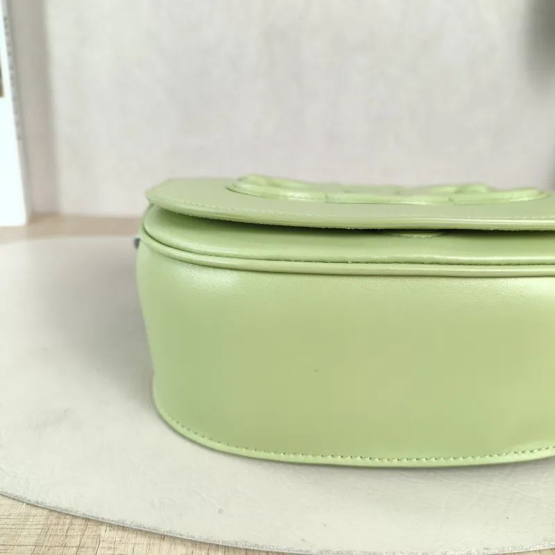 CELINE Crossbody Bag FOLCO TRIOMPHE Green Calfskin One Size 18.5 × 7 × 15 cm — detail view 11 of 12