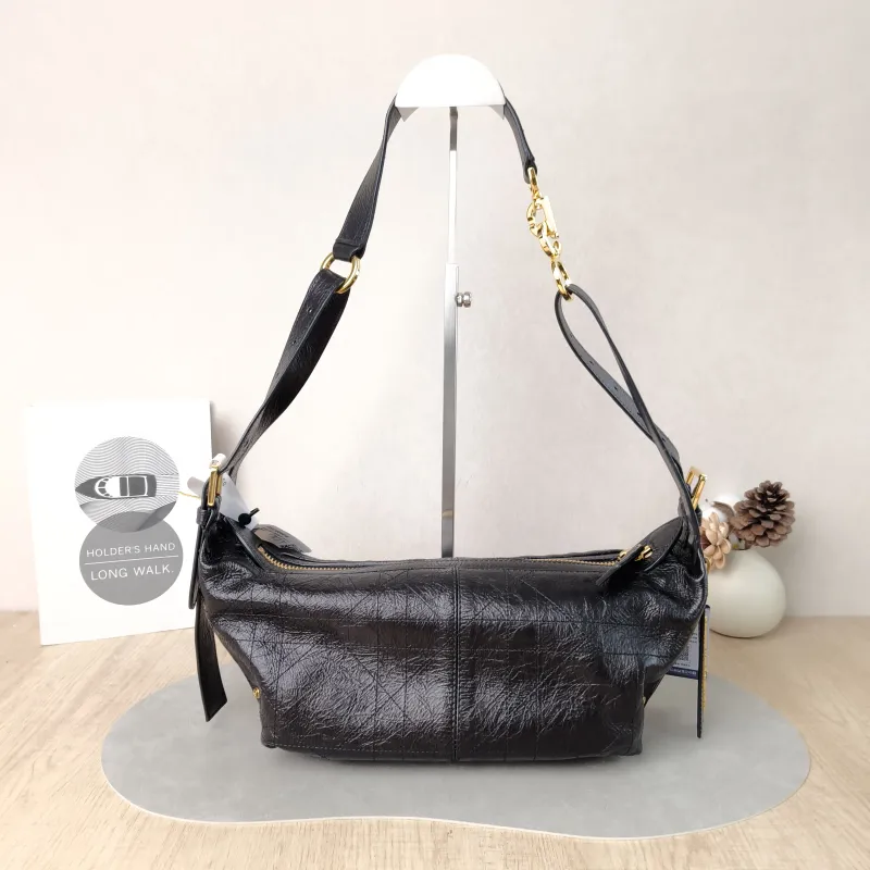 DIOR Shoulder Bag D-Journey Shoulder Bag Hobo Black Calfskin Medium 33 × 15 × 16 cm