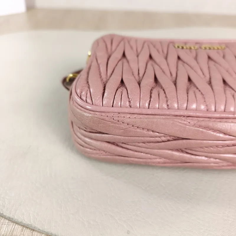 Miumiu Shoulder Bag Camera Bag Pink Lambskin 16 × 4 × 9 cm — detail view 1 of 9