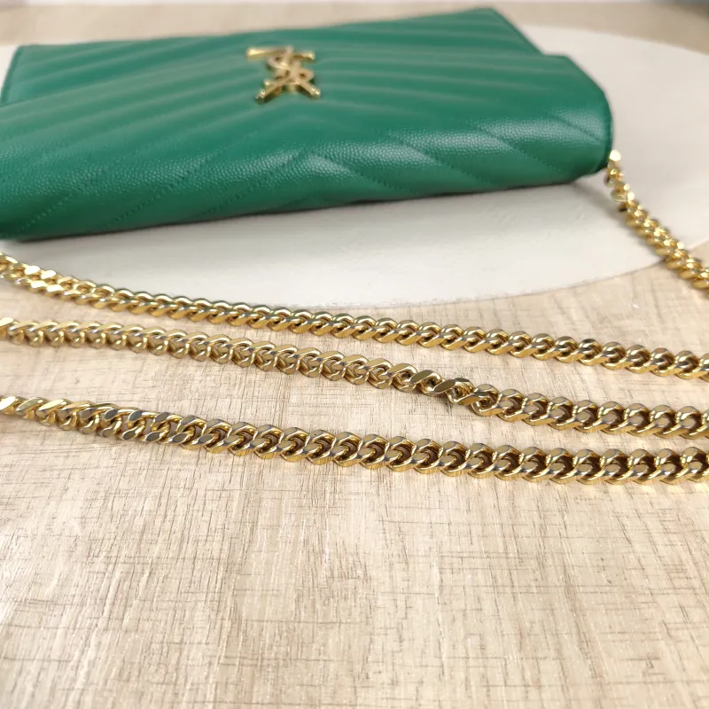 SAINT LAURENT Crossbody Bag CASSANDRE ENVELOPE Green Calfskin One Size 22.5 × 4 × 14 cm — detail view 7 of 11