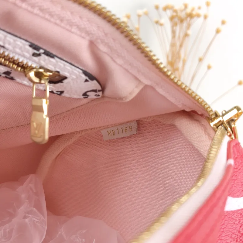 Louis Vuitton Top Handle Bag Speedy30 Colorblock PVC Large 30 × 17 × 21 cm — detail view 4 of 11
