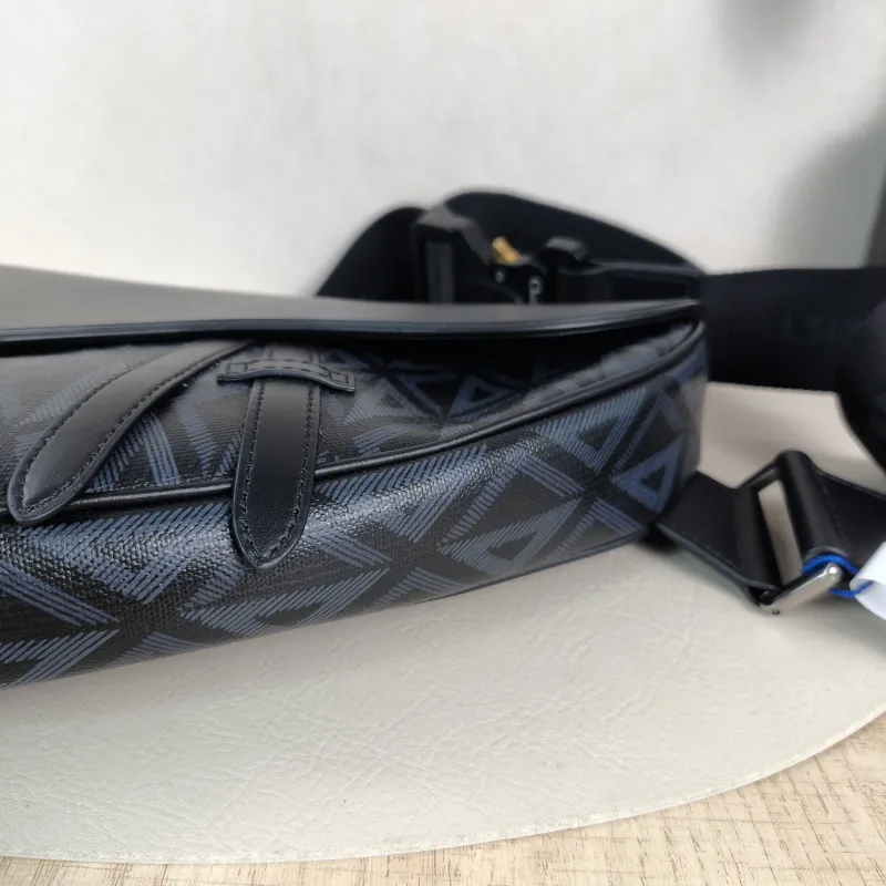 DIOR Crossbody Bag saddle Black PVC · Calfskin One Size 26 × 4.5 × 19 cm — detail view 9 of 11