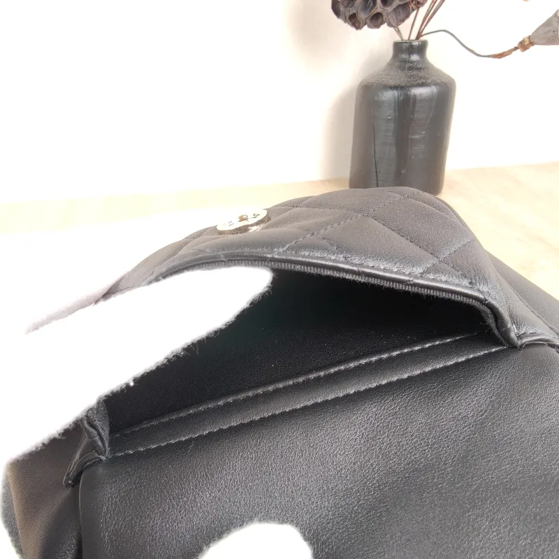 Chanel Backpack Duma Black Lambskin Small18 × 9.5 × 19 cm — detail view 6 of 12