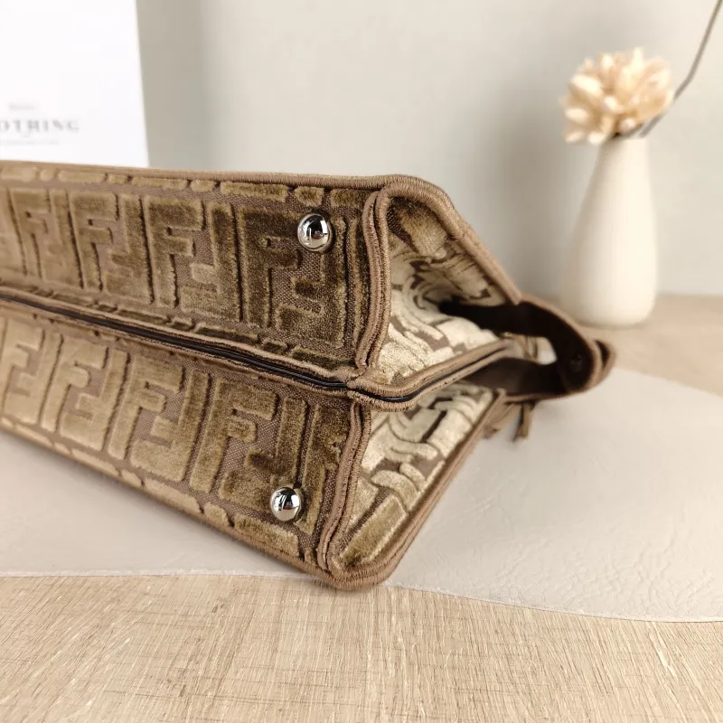 FENDI Crossbody Bag Peekaboo IS ee US mall Brown Velvet Small 27 × 11 × 21 cm — detail view 7 of 9
