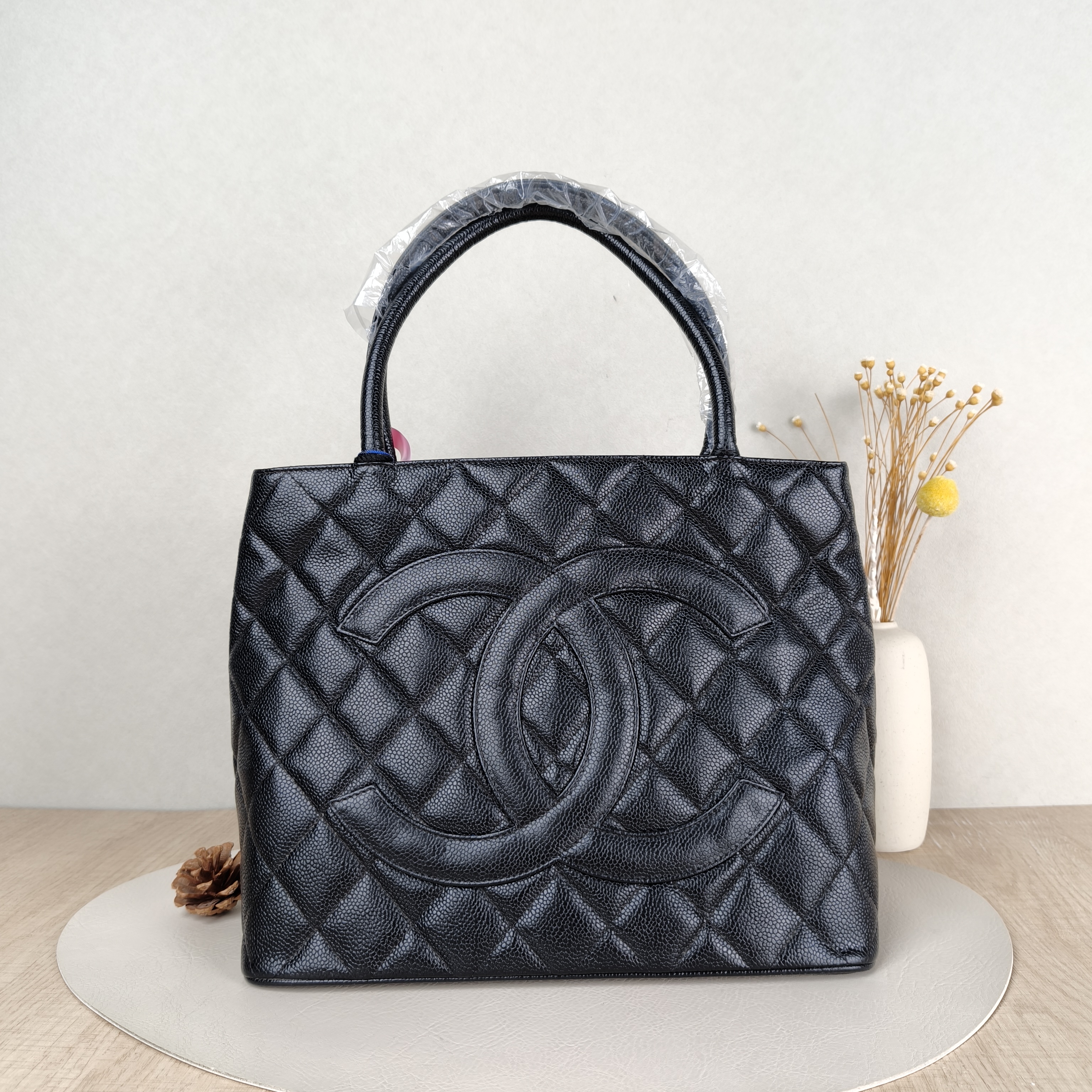 Chanel Top Handle Bag Medallion Black Grained Calfskin Large30 × 15 × 24 cm Conditioned