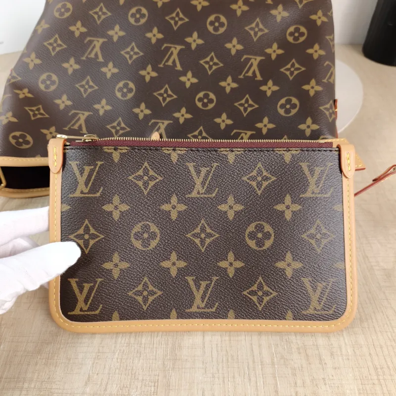 Louis Vuitton Crossbody Bag Carryall Monogram PVC Small 29 × 12 × 24 cm — detail view 12 of 13