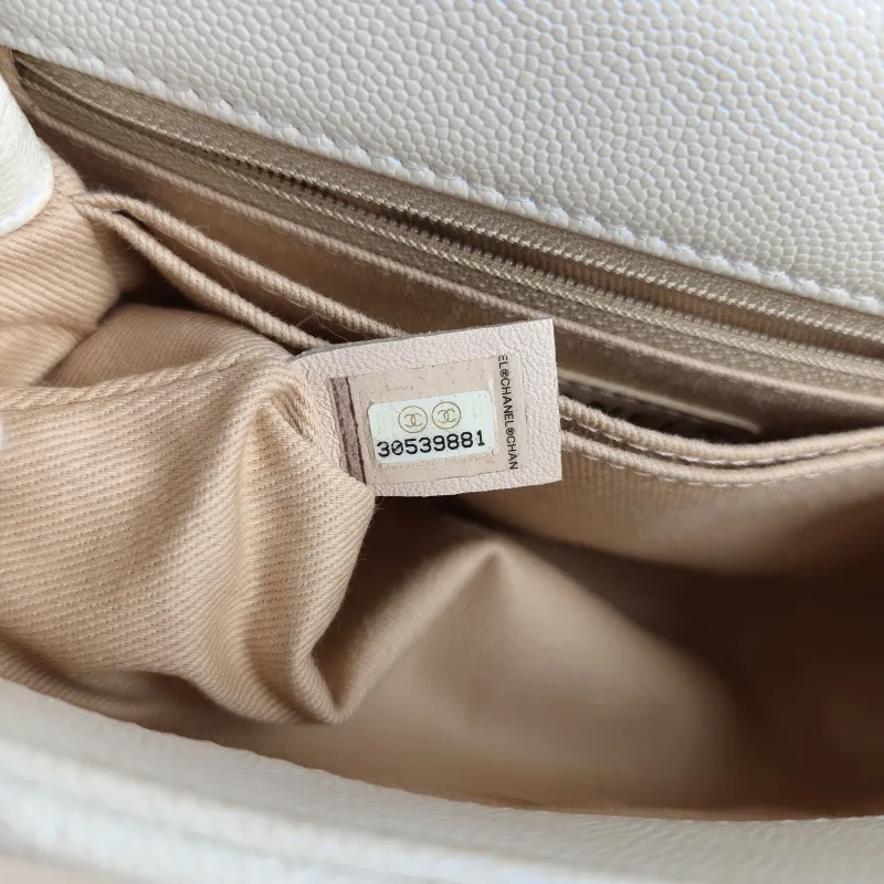 Chanel Top Handle Bag Coco Handle​ Grained Calfskin Small24 × 10 × 14 cm — detail view 6 of 15