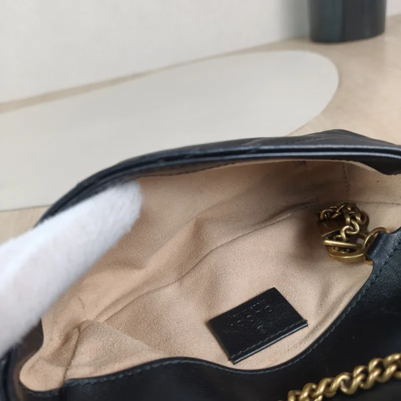 GUCCI Crossbody Bag GG Marmont Mini Marmont Mini Black Calfskin Mini 16.5 × 4.5 × 9.5 cm — detail view 1 of 12