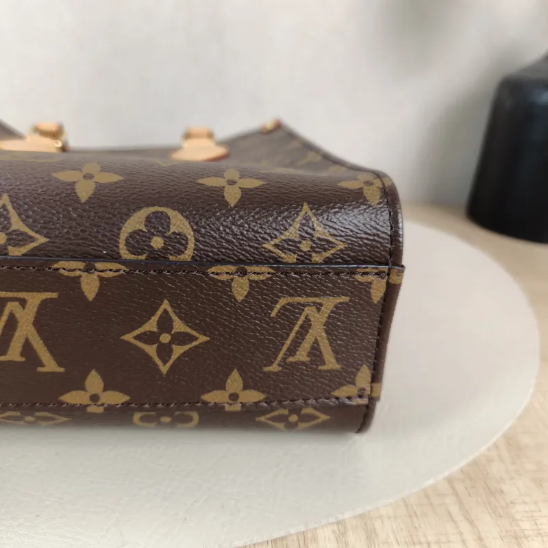 Louis Vuitton Crossbody Bag SAC PLAT BB BB Monogram PVC BB 21.5 × 9 × 22 cm — detail view 7 of 12