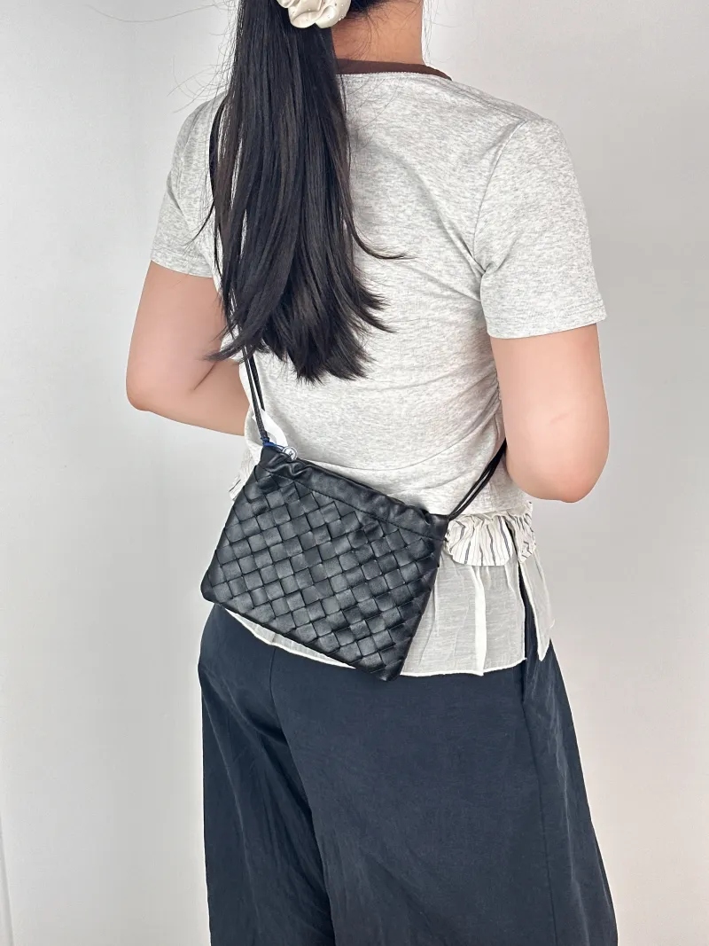 Bottega Veneta Shoulder Crossbody Bag Black Lambskin One Size20.5*15.5 — on-model view 1 of 2