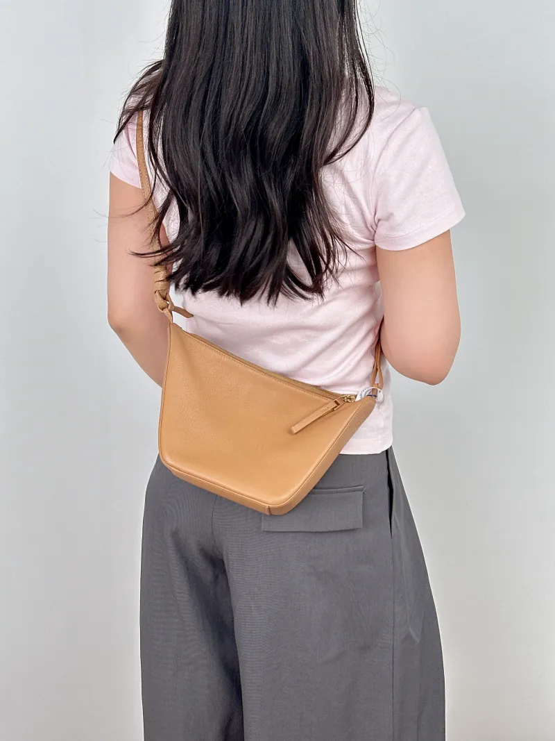 LOEWE Shoulder Bag Hammock hobo Brown Calfskinmini28 × 9.5 × 17 cm — on-model view 2 of 2