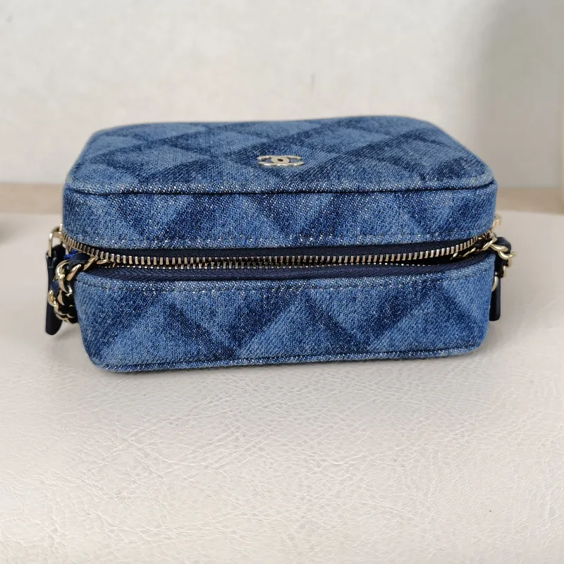 Chanel Crossbody Bag22b Box Bag Camera Bag Blue One Size14 × 7 × 10 cm — detail view 9 of 13