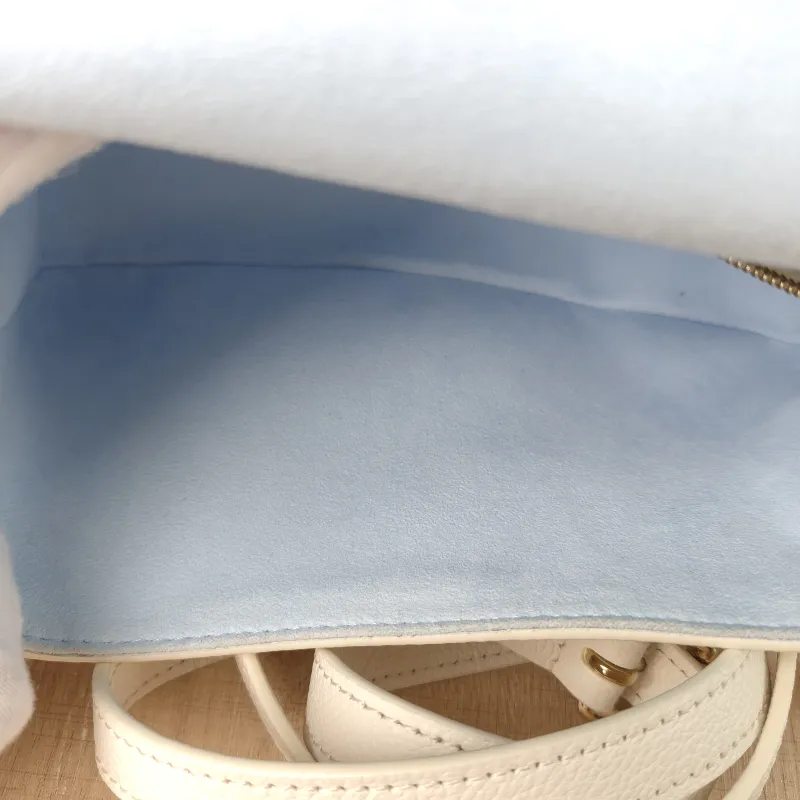 Louis Vuitton Crossbody Bag Diane Baguette Bag White · Blue Empreinte Embossed Calfskin Monogram Small24 × 9 × 15 cm — detail view 5 of 15