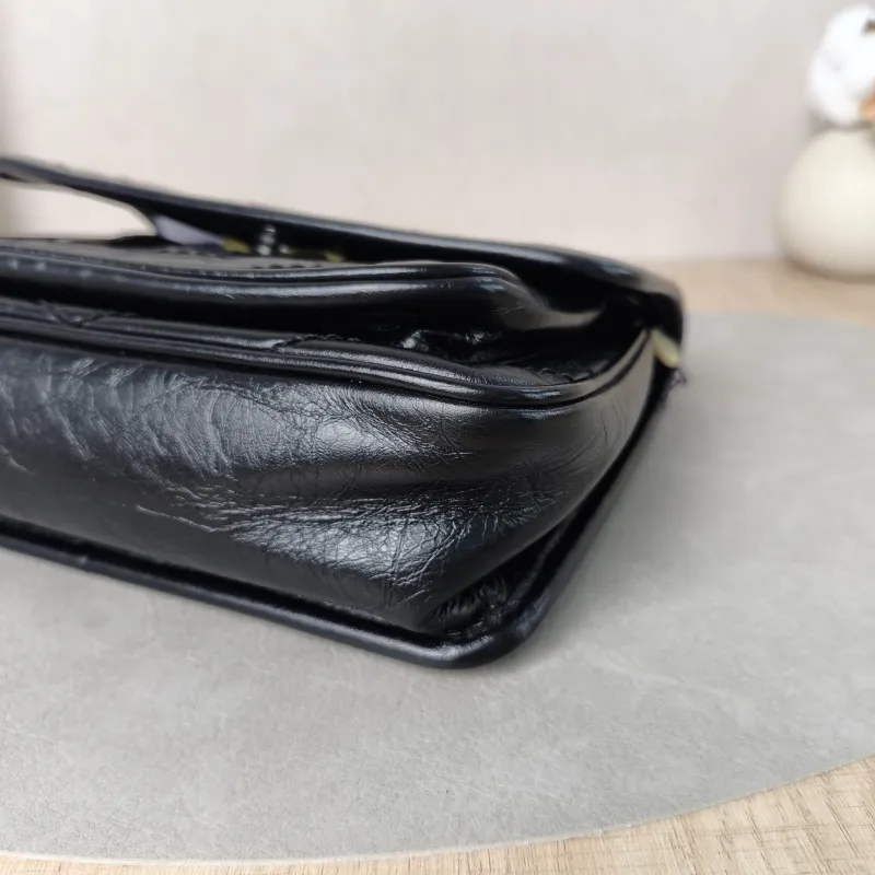 SAINT LAURENT Crossbody Bag Niki D Waxed Leather Calfskin Small21 × 7.5 × 16 cm — detail view 5 of 13