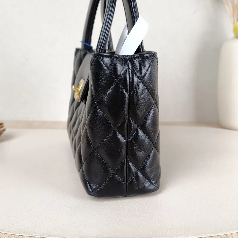 Chanel Shoulder Bag Kelly Black Waxed Leather Small 19 × 7 × 13 cm — detail view 11 of 12