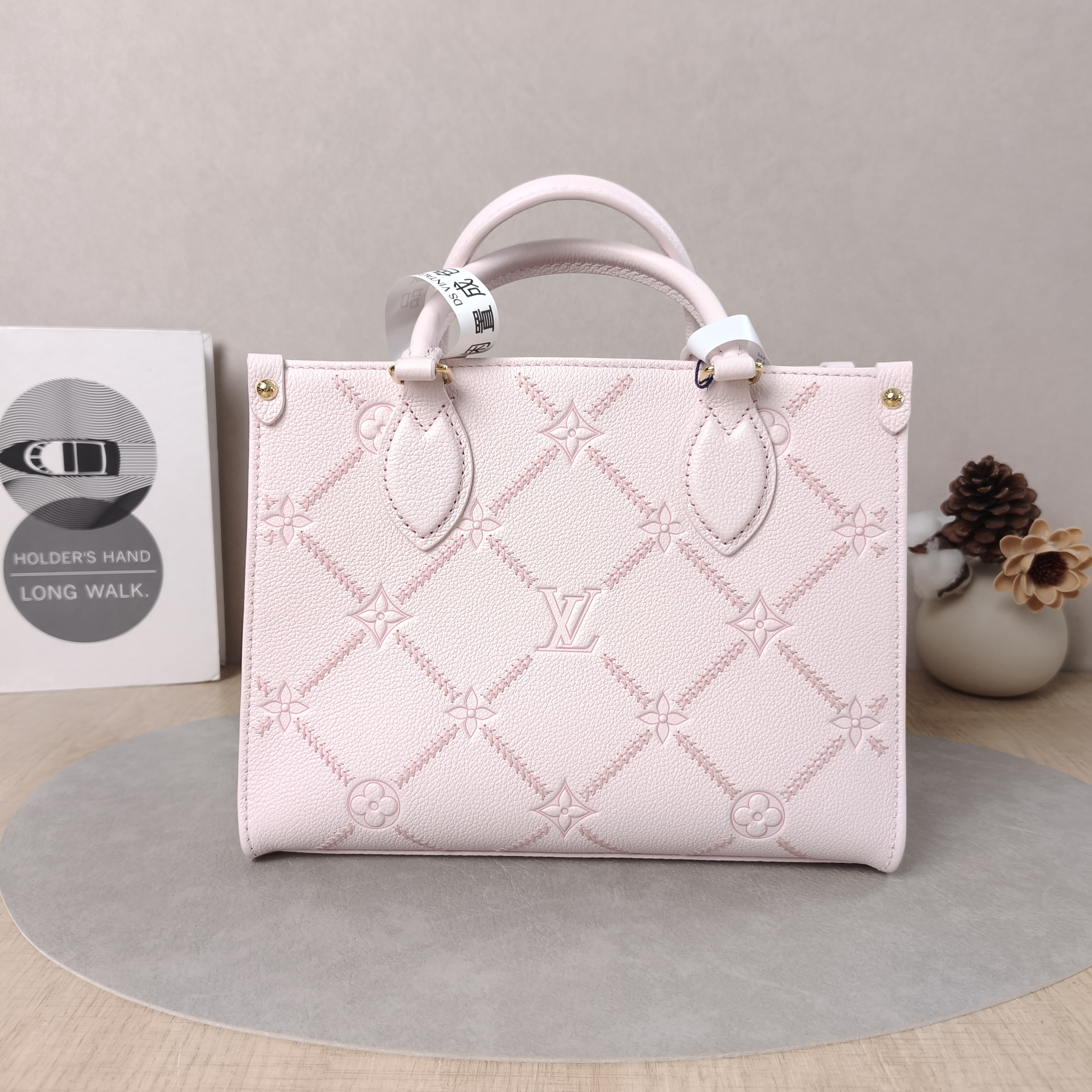 Louis Vuitton Shoulder Bag Onthego Pink Calfskin Small25 × 11.5 × 19 cm — cover view 2 of 6