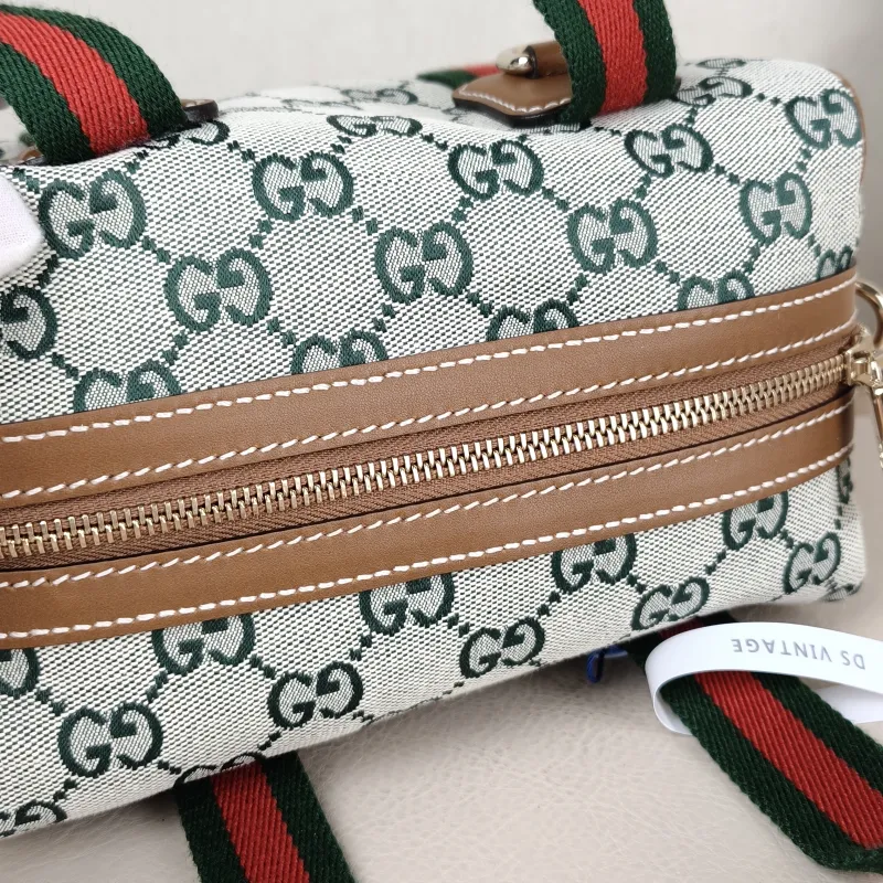 GUCCI Crossbody Bag GG Collection Green Canvas Mini 20 × 13 × 13 cm — detail view 4 of 11