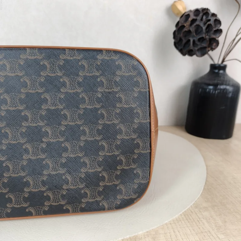CELINE Crossbody Bag Triomphe Bucket Bag Monogram PVC Medium 24 × 18 × 27 cm — detail view 7 of 10