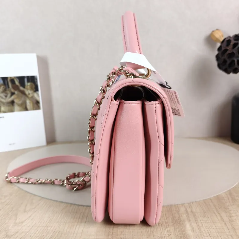 Chanel Crossbody Bag Trendy CC Pink Lambskin Small 25 × 12 × 17 cm Microchip Edition — detail view 10 of 14