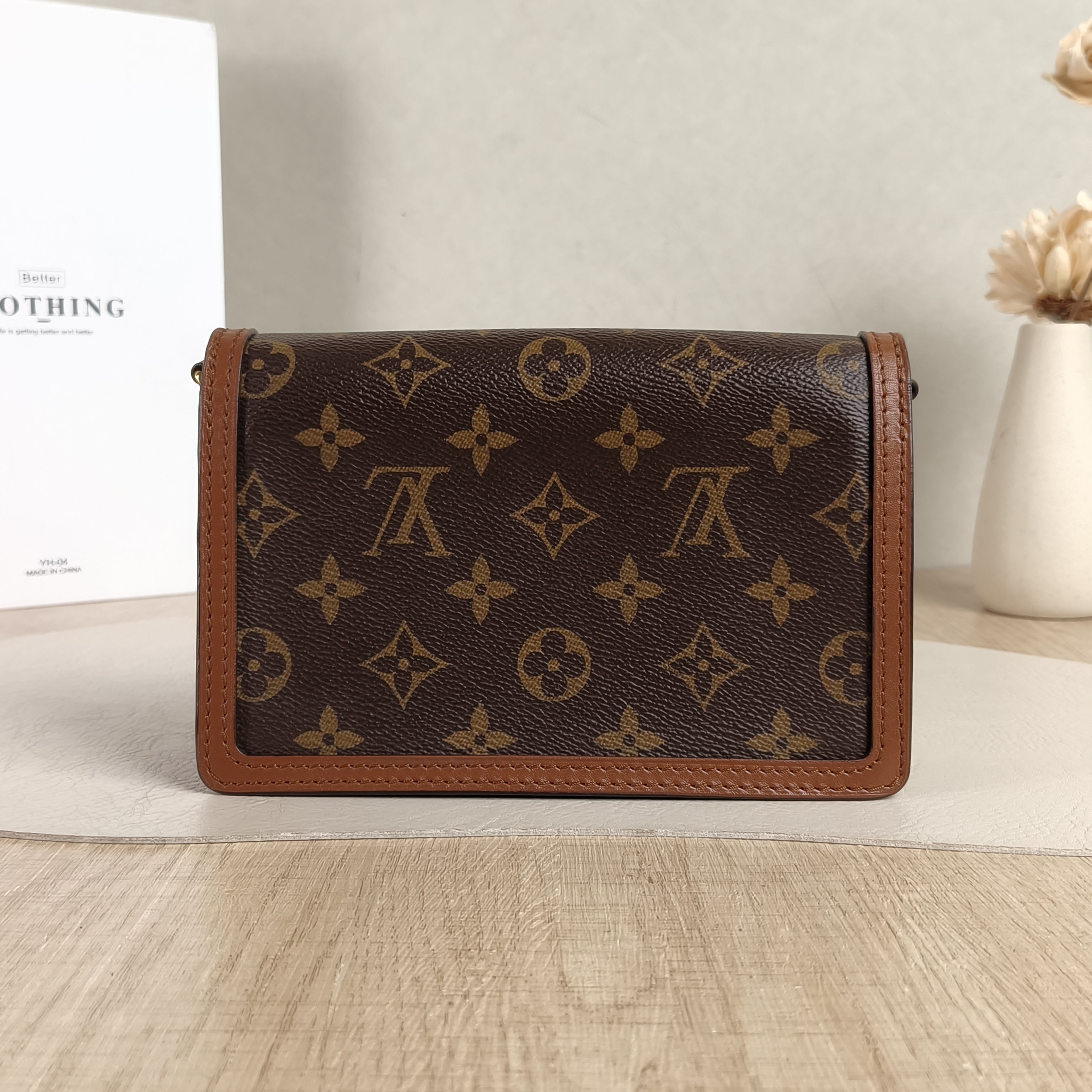 Louis Vuitton Crossbody Bag Dauphine Woc Woc Monogram PVC One Size18.5 × 5 × 12 cm — cover view 5 of 6