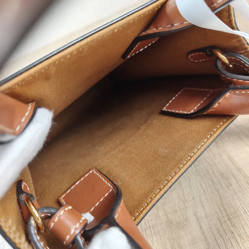CELINE Crossbody Bag CABAS Mini Monogram PV Cmini17 × 4 × 20.5 cm — detail view 7 of 12