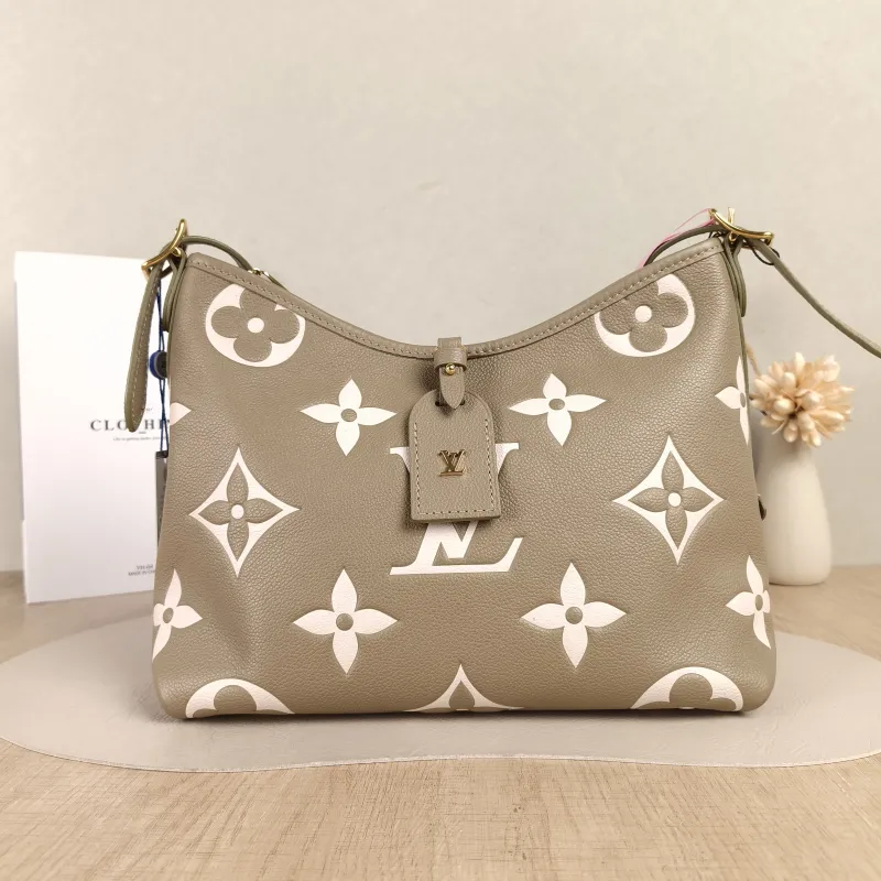 Louis Vuitton Crossbody Bag Carryall Calfskin Small29.5 × 12 × 24 cm