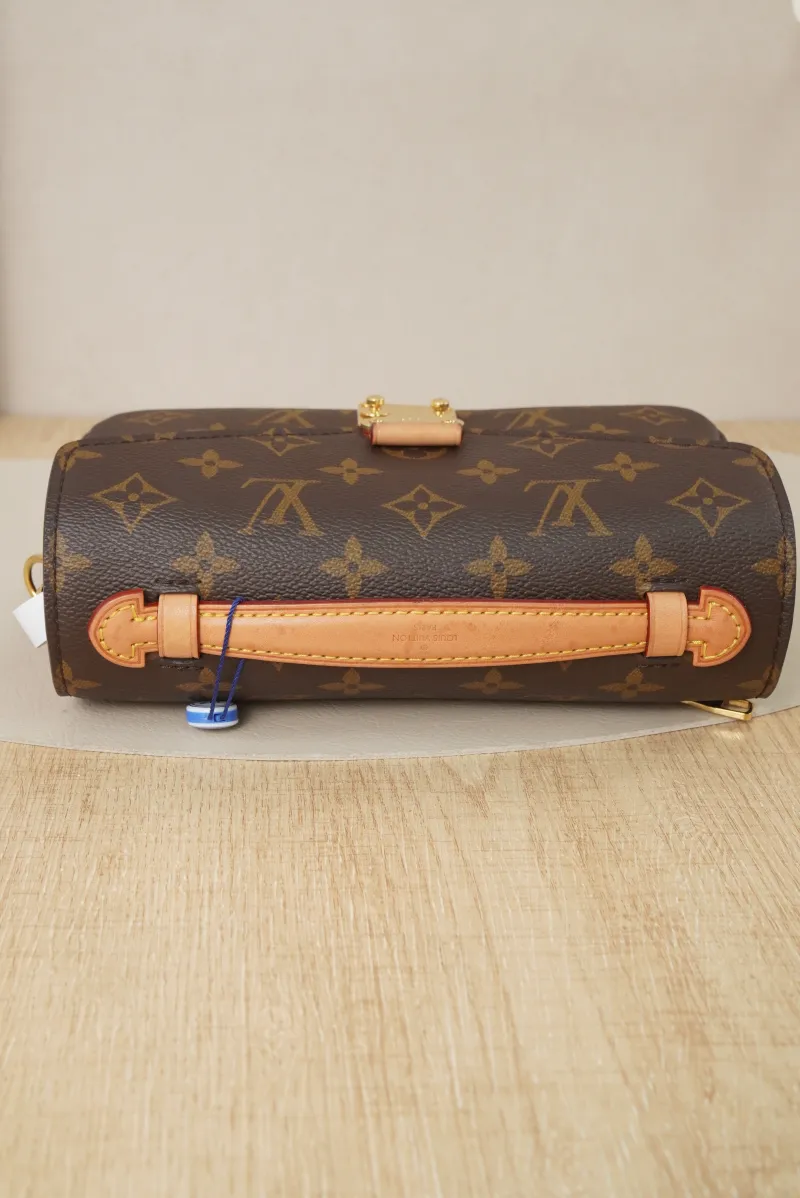 Louis Vuitton Monogrampvc Microchip Edition · Box Two Straps · 21.5 × 6 × 13.5 cm — detail view 13 of 20