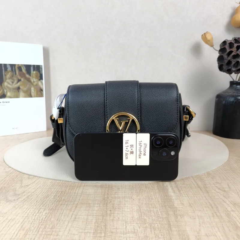 Louis Vuitton Crossbody Bag Pont 9 Soft Messenger Bag Black Calfskin Small21 × 6.5 × 15 cm — cover view 2 of 6
