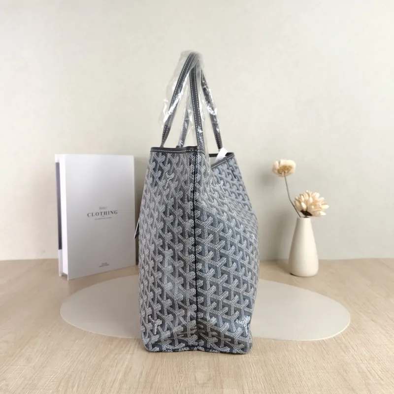 GOYARD Shoulder Bag SAINT LOUIS Shopping Tote Grey PVC Small 34 × 15 × 28 cm — detail view 4 of 10