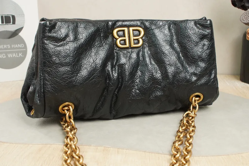 BALENCIAGA Shoulder Bag MONACO Chain Bag Black Calfskin28 × 10 × 18 cm — detail view 19 of 31