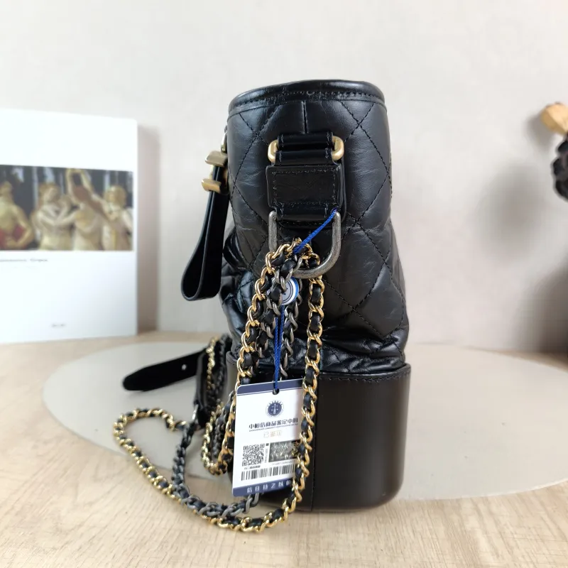Chanel Crossbody Bag Gabrielle Gabrielle Bag Black CC alfskin Large28 × 10 × 23 cm — detail view 1 of 11