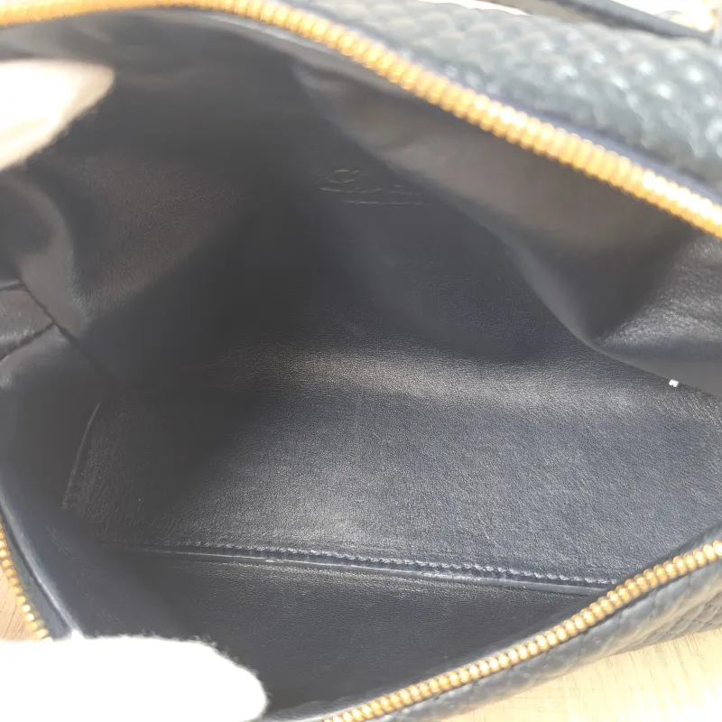 Loro Piana Crossbody Bag Extra Pocket L19Navy Lambskin One Size19 × 7 × 11.5 cm — detail view 10 of 12
